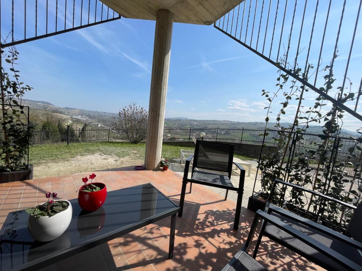 Maison Younesco - Villa Indipendente Exclusive Castagnole delle Lanze Exteriör bild