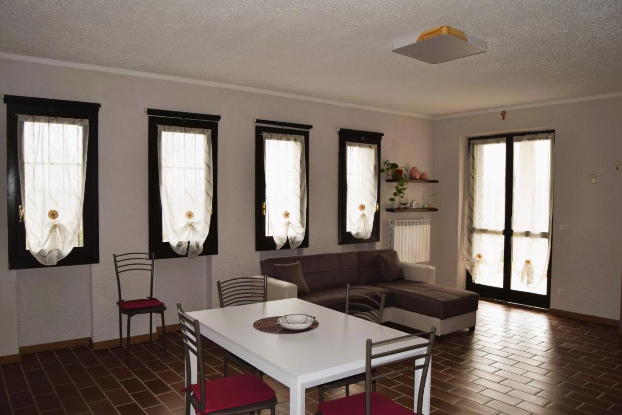 Maison Younesco - Villa Indipendente Exclusive Castagnole delle Lanze Exteriör bild