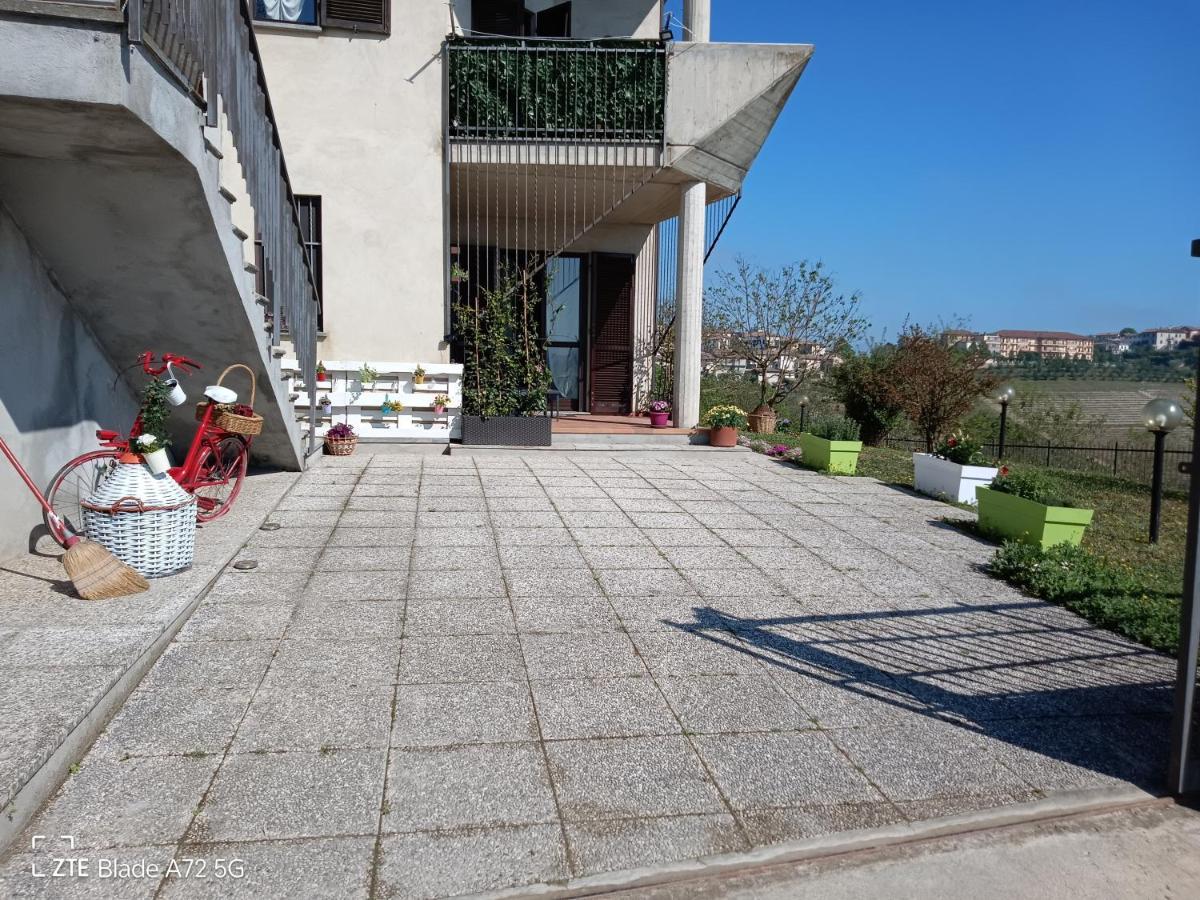 Maison Younesco - Villa Indipendente Exclusive Castagnole delle Lanze Exteriör bild